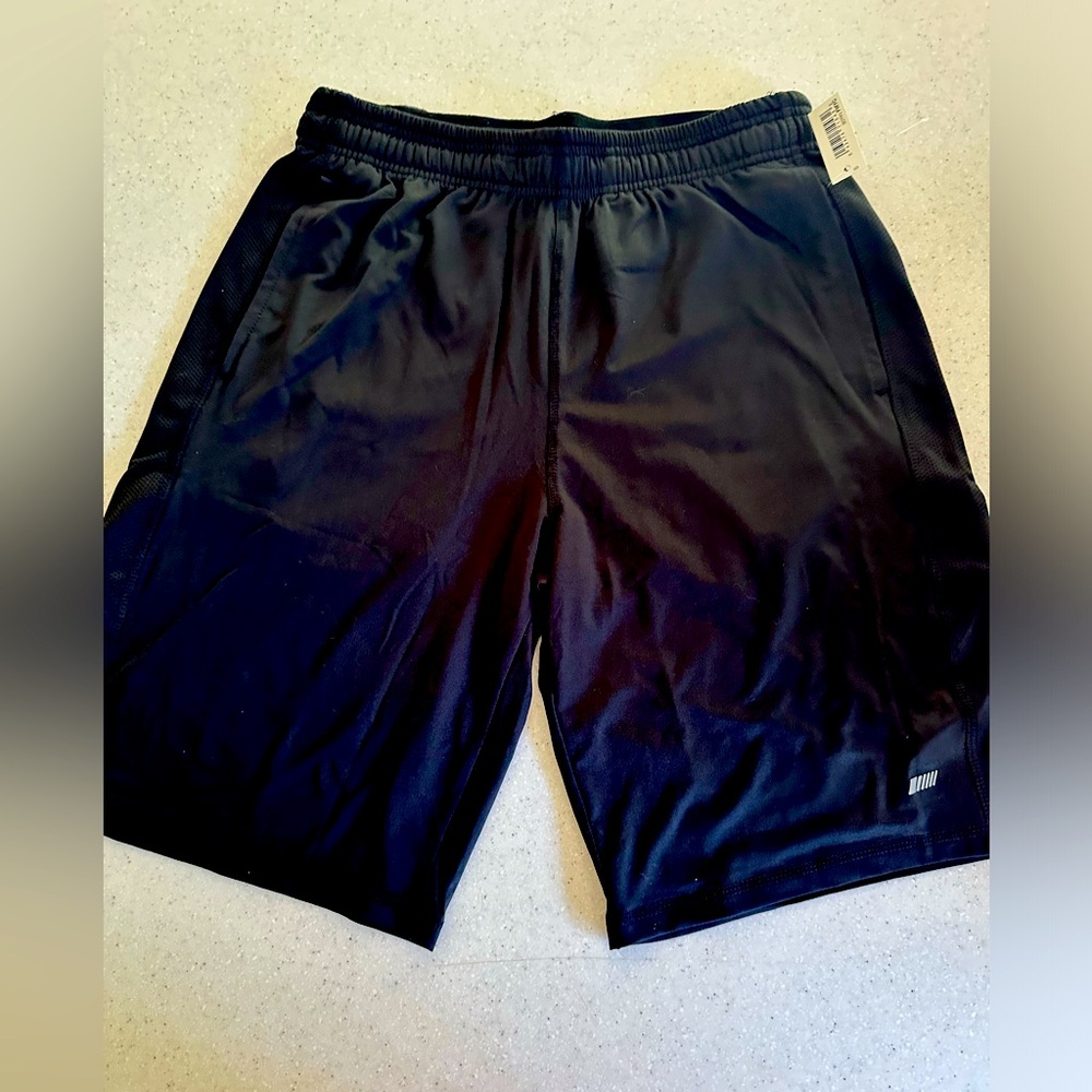 NWT Amazon Essentials Men’s Size Small Black, Comfy, Athletic Casual Shorts!